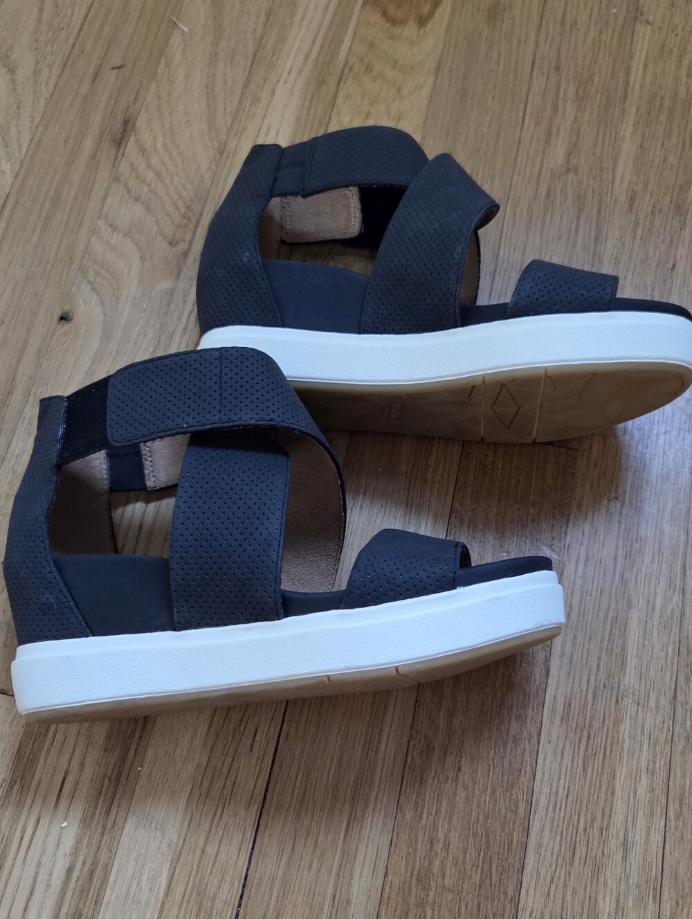 Dr. Scholl's Sheena Wedge Sandals NEW - Picture 7 of 7